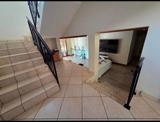 4 BEDROOM PROPERTY TO RENT IN WATERKLOOF RIDGE